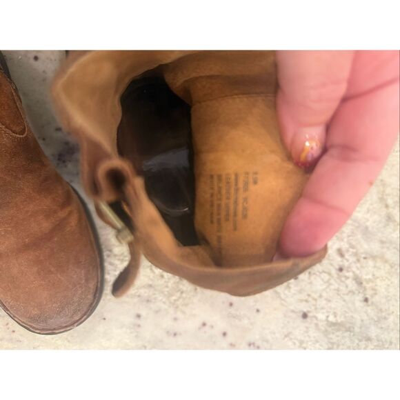 Born Elia Brown Suede Side Zip Boots sz 8.5 - Picture 7 of 7